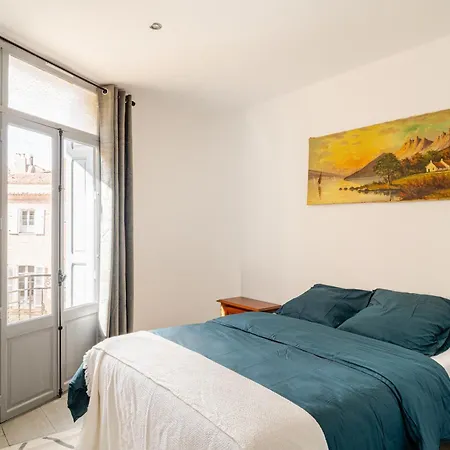 Apartman Cocon Elegant En Plein Centre De *